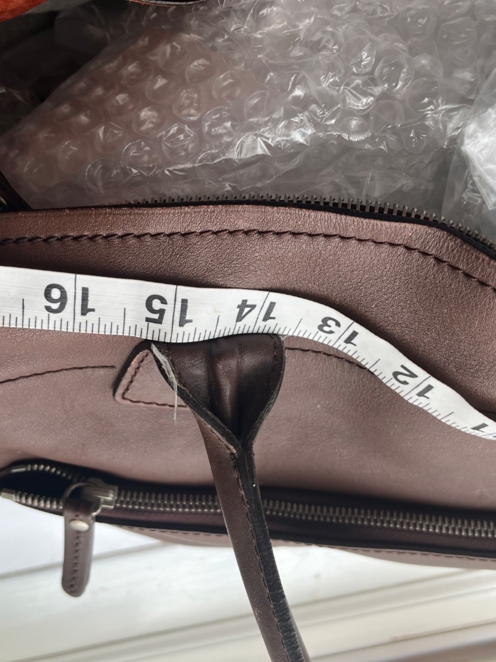 Brunello Cucinelli vintage leather duffel. - Picture 7 of 9